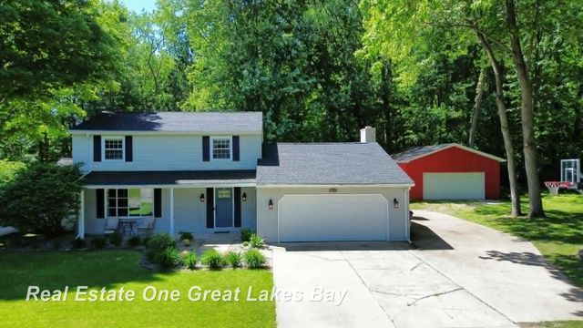 12119 Sanders Drive, Freeland, MI 48623