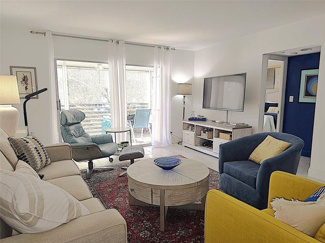 3305 Aruba Way K2, Coconut Creek, FL 33066