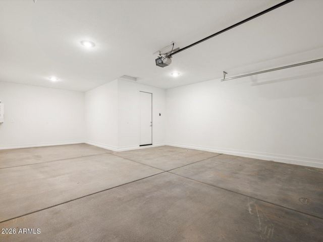 22668 W PONTIAC Drive, Surprise, AZ 85387