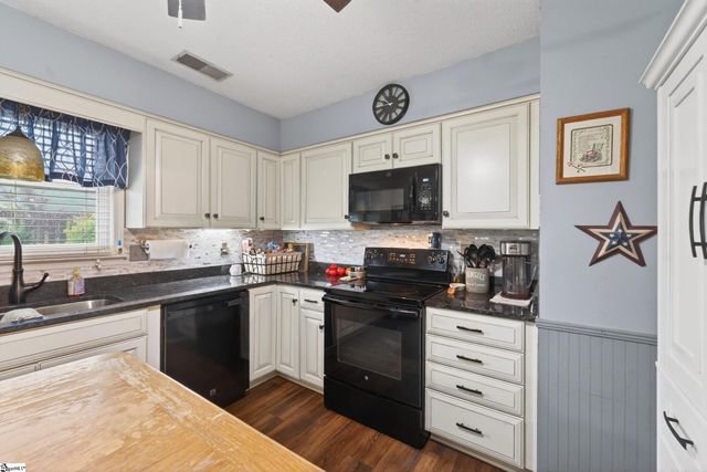 106 Baldwin Circle, Mauldin, SC 29662