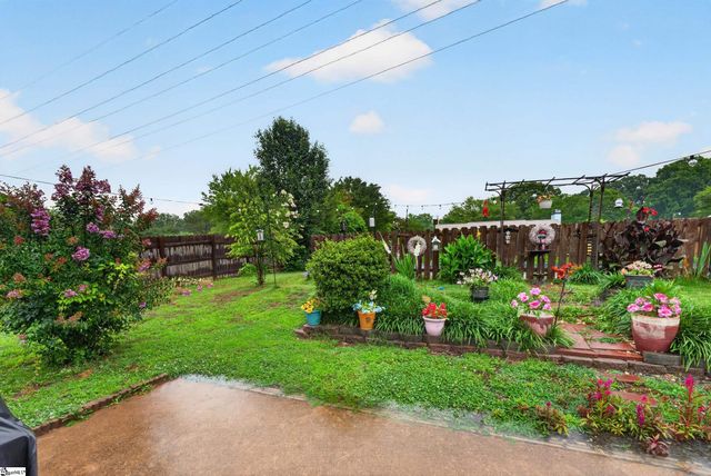 106 Baldwin Circle, Mauldin, SC 29662