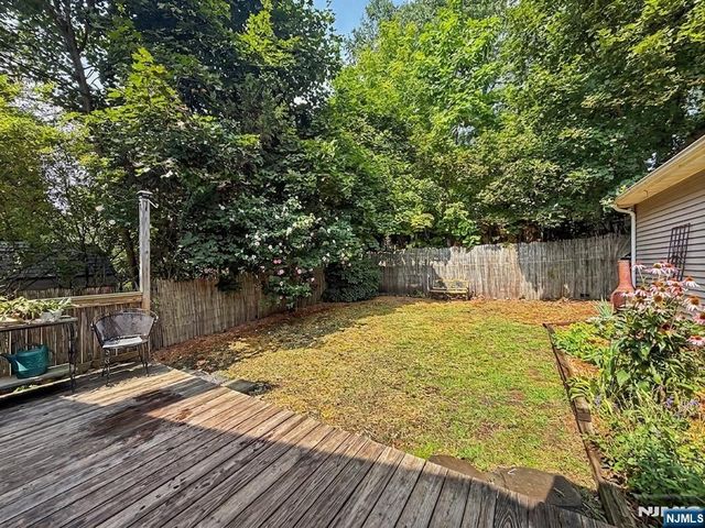 8 Martin Road, Verona, NJ 07044