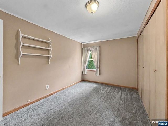 8 Martin Road, Verona, NJ 07044