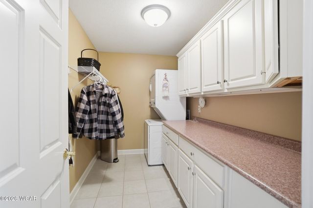 2675 Jonathan Drive, Lima, OH 45806