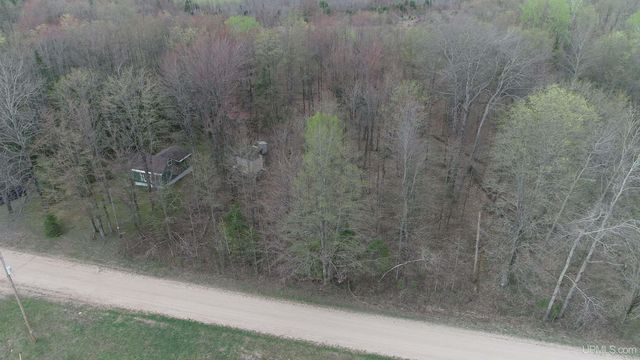 E 3946 Storm Road, Chatham, MI 49816