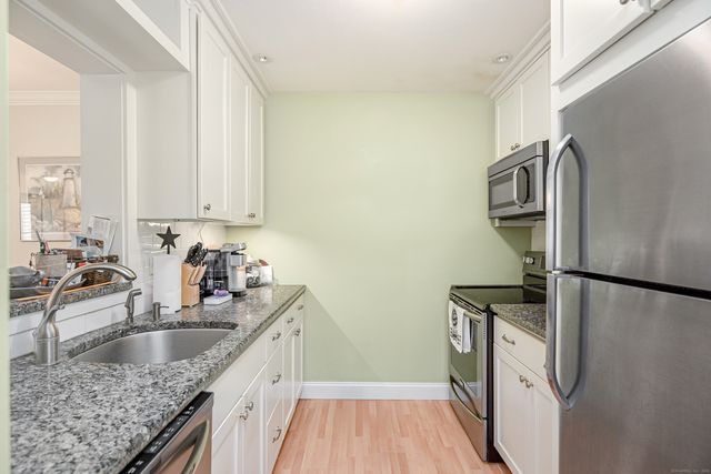 2a Jeanette Road 19, Danbury, CT 06811