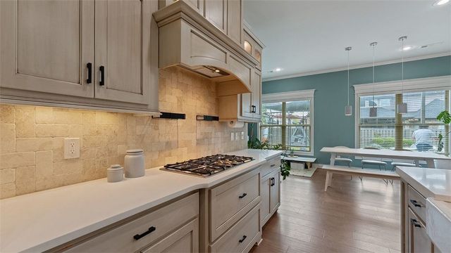 609 Hendrix Street, Bentonville, AR 72712