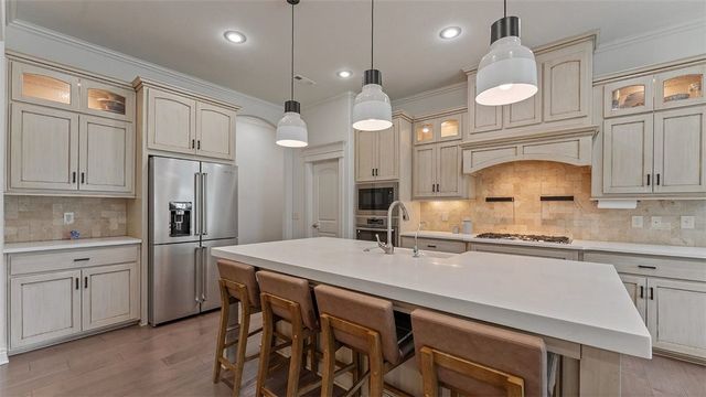 609 Hendrix Street, Bentonville, AR 72712
