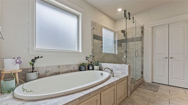 609 Hendrix Street, Bentonville, AR 72712