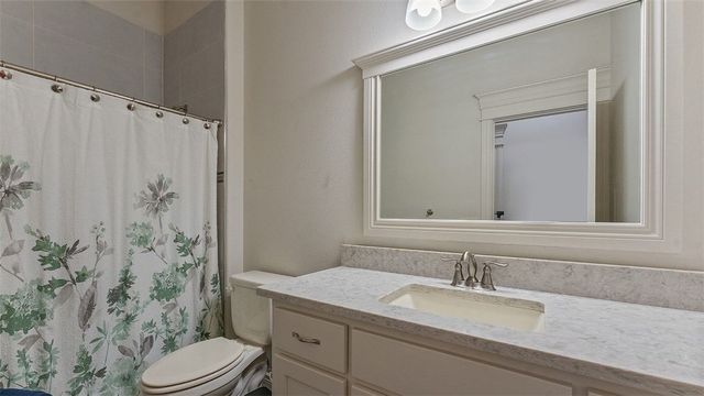 609 Hendrix Street, Bentonville, AR 72712
