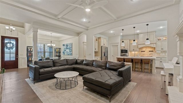 609 Hendrix Street, Bentonville, AR 72712