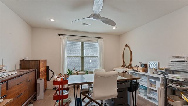 609 Hendrix Street, Bentonville, AR 72712