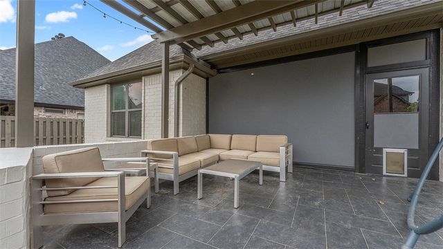 609 Hendrix Street, Bentonville, AR 72712