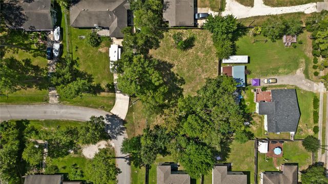 00 Ash, Dickinson, TX 77539