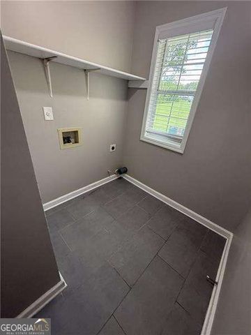 944 Crossing Rock Drive, Lawrenceville, GA 30043