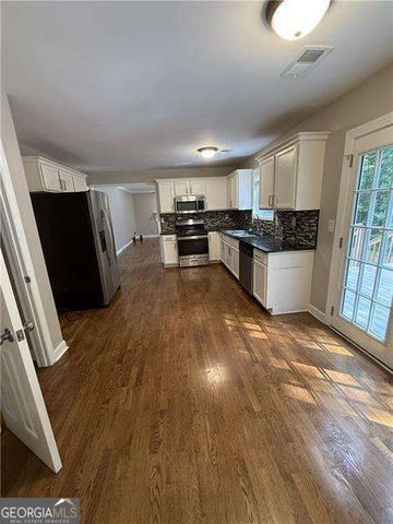 944 Crossing Rock Drive, Lawrenceville, GA 30043