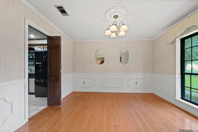12015 Lake Lery Ave, Baton Rouge, LA 70816