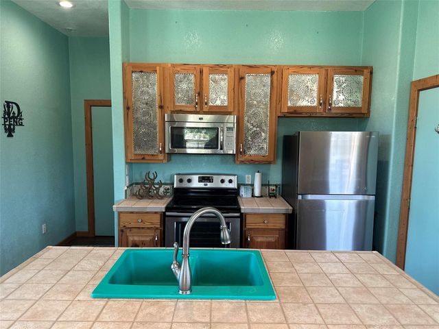 332 Turkey Dr RD, Dripping Springs, TX 78620