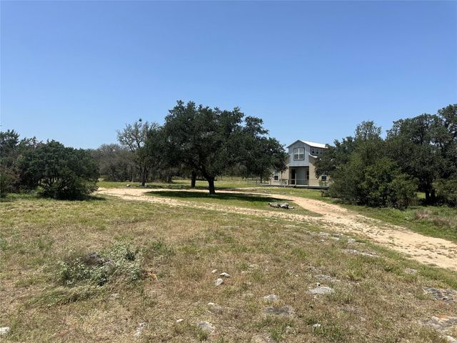 332 Turkey Dr RD, Dripping Springs, TX 78620