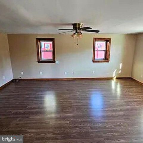 94 BUTTONWOOD AVE, Hancocks Bridge, NJ 08038