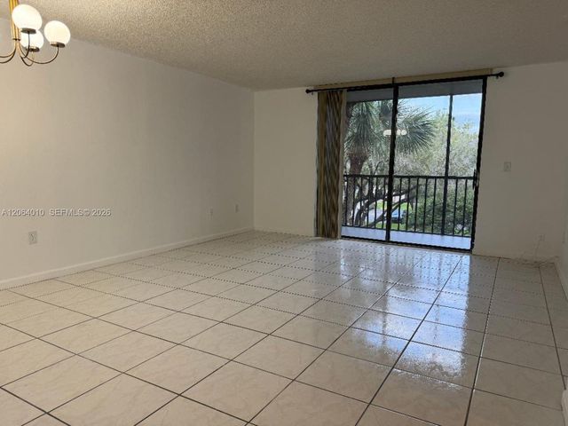 8400 SW 133 Rd Avenue 317, Miami, FL 33183