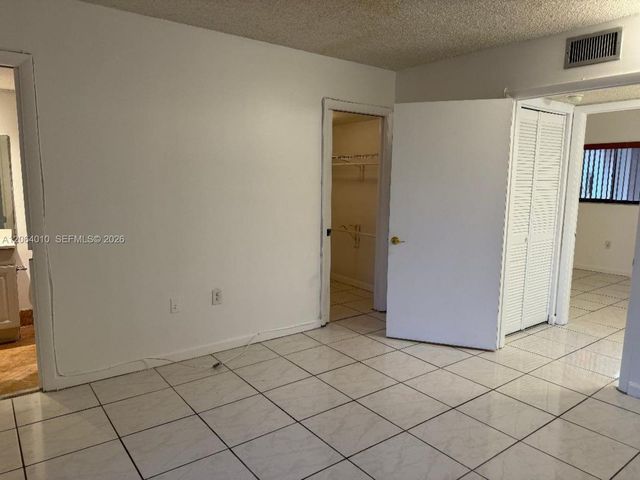 8400 SW 133 Rd Avenue 317, Miami, FL 33183