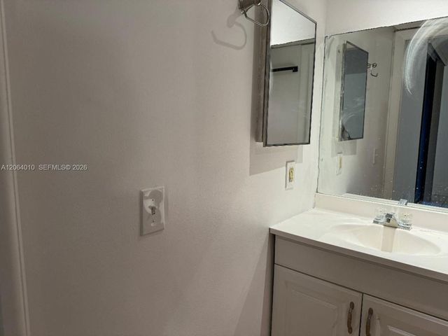 8400 SW 133 Rd Avenue 317, Miami, FL 33183
