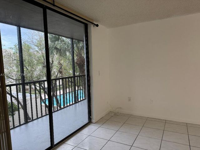 8400 SW 133 Rd Avenue 317, Miami, FL 33183