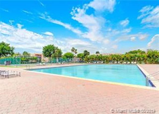 8400 SW 133 Rd Avenue 317, Miami, FL 33183