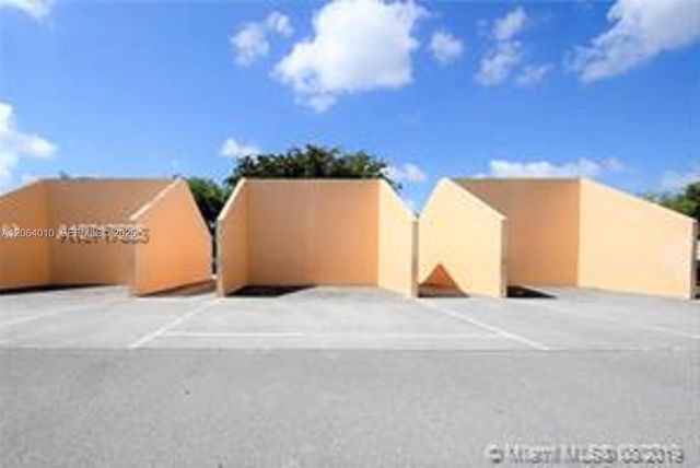 8400 SW 133 Rd Avenue 317, Miami, FL 33183