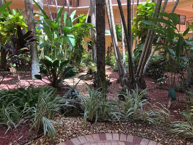 8400 SW 133 Rd Avenue 317, Miami, FL 33183