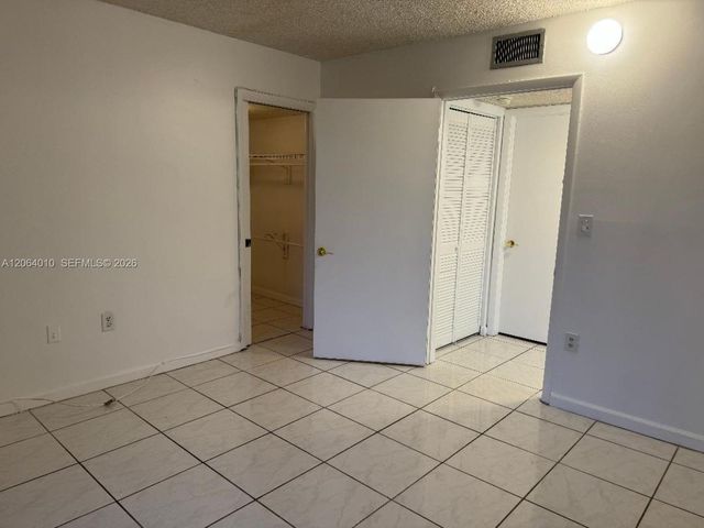 8400 SW 133 Rd Avenue 317, Miami, FL 33183