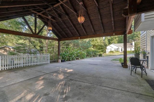 1336 Colonial Trace NW, Acworth, GA 30102