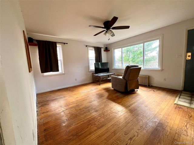 3 Davis Road, Poughkeepsie, NY 12603