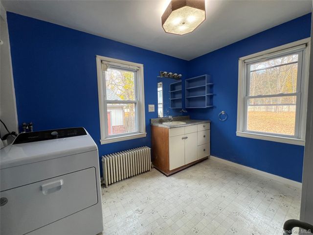 3 Davis Road, Poughkeepsie, NY 12603