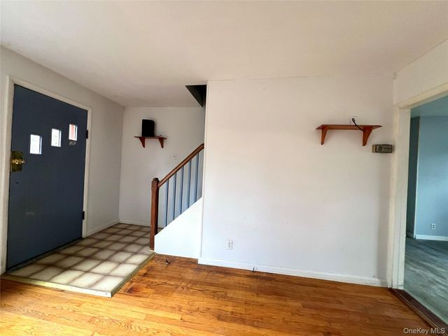 3 Davis Road, Poughkeepsie, NY 12603