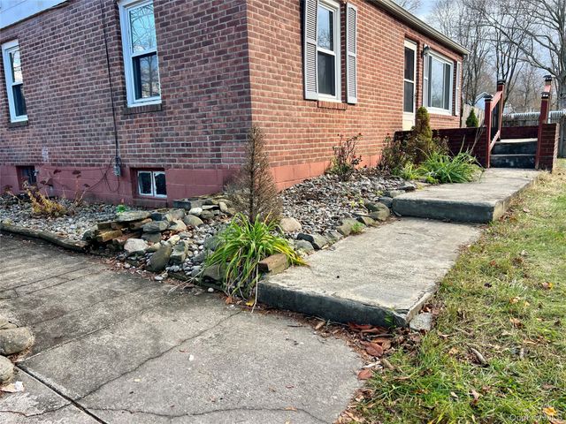 3 Davis Road, Poughkeepsie, NY 12603