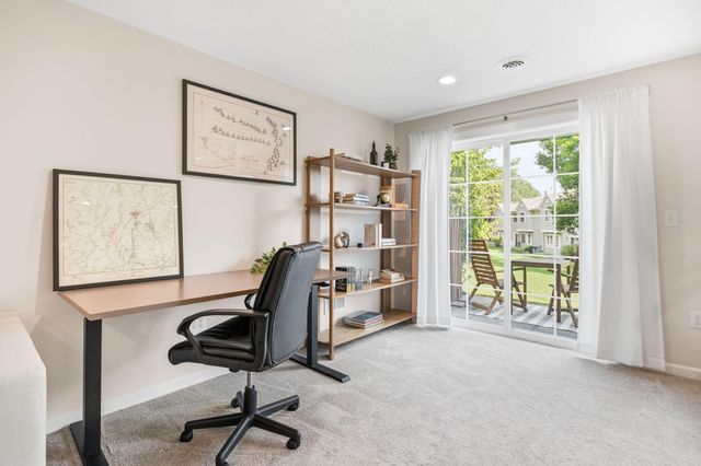 18232 Warbler Lane, Eden Prairie, MN 55346