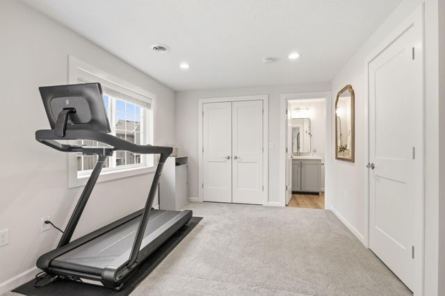 18232 Warbler Lane, Eden Prairie, MN 55346