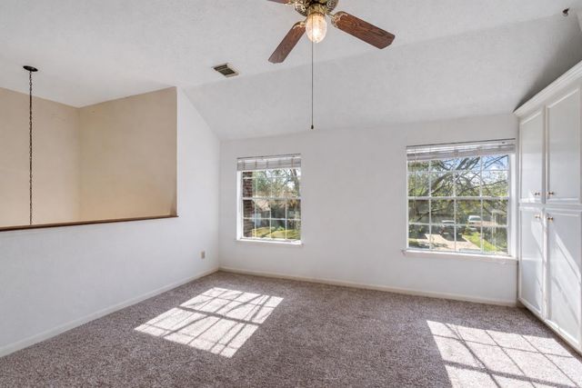 2630 Lakeway Drive, Seabrook, TX 77586