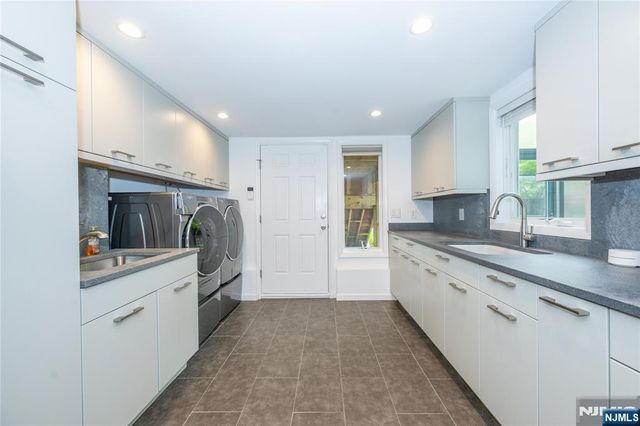 11 Michael Street, Woodcliff Lake, NJ 07677