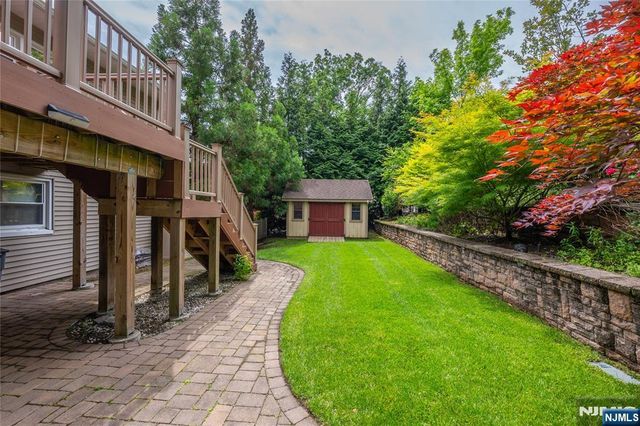11 Michael Street, Woodcliff Lake, NJ 07677