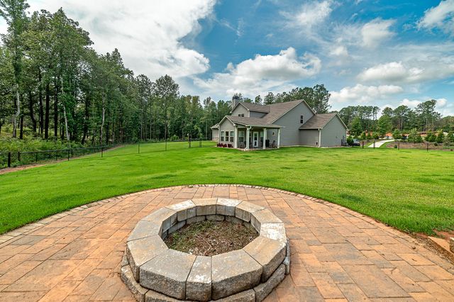 90 Wagon Trail, Mansfield, GA 30055