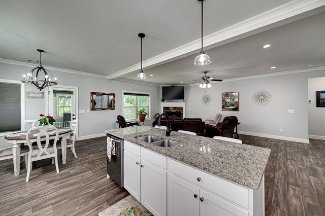 90 Wagon Trail, Mansfield, GA 30055