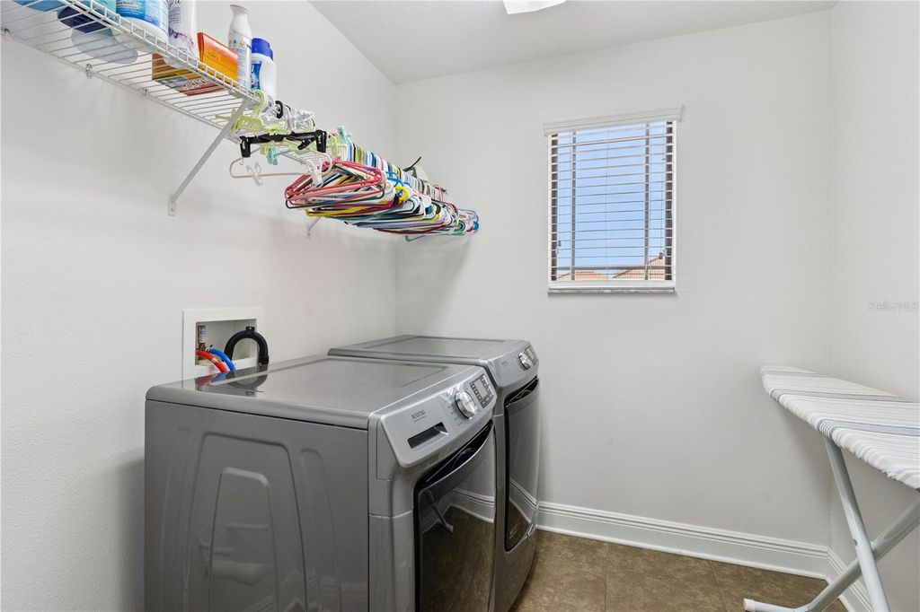 Image 30 of property listing at 3979 SUNSET LAKE DRIVE, Lakeland, FL 33810