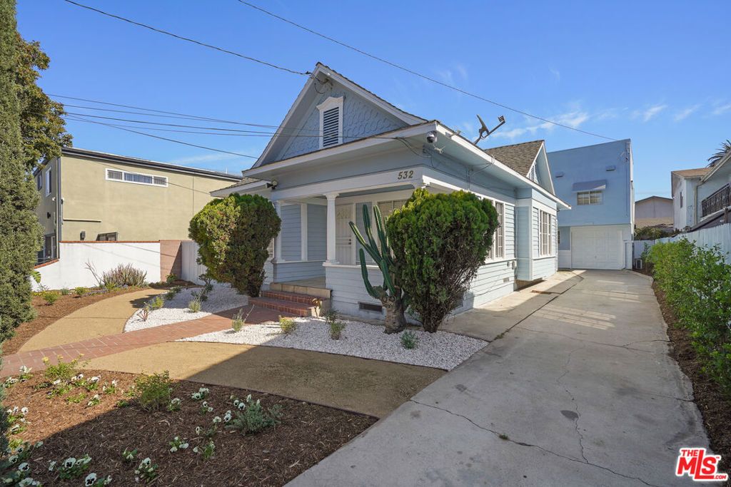 530 Almond Avenue, Long Beach, CA 90802 — photo 4