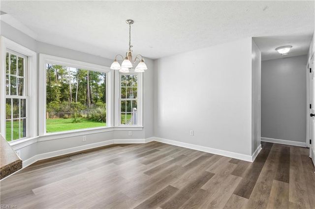 83 Ridge RD, Poquoson, VA 23662