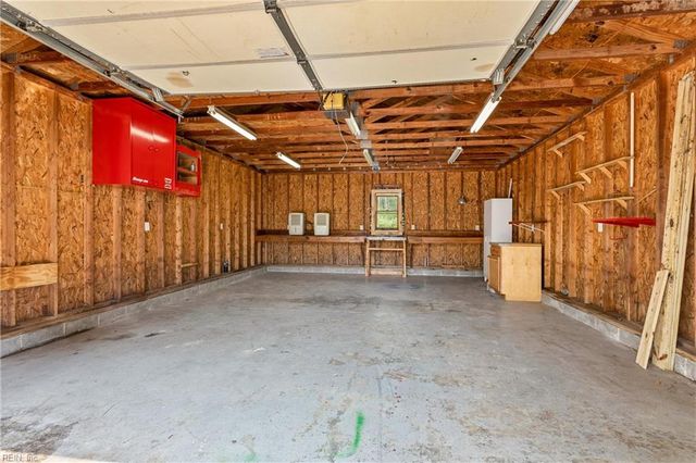 83 Ridge RD, Poquoson, VA 23662