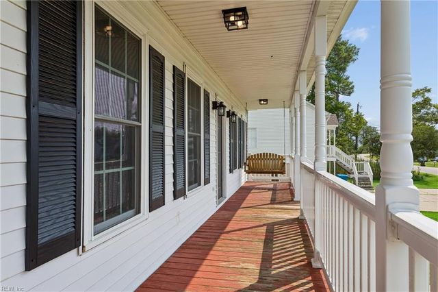 83 Ridge RD, Poquoson, VA 23662