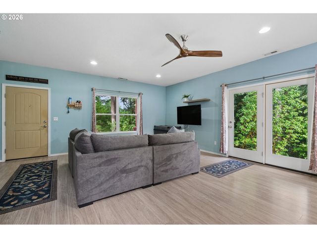 248 HARLEQUIN Ct, Woodland, WA 98674
